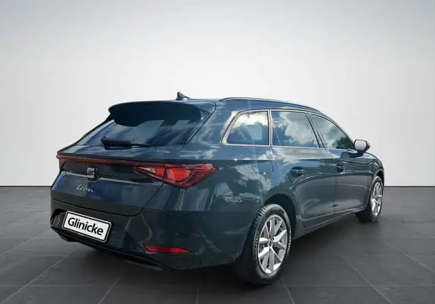 Angebotsdetails Seat Leon Sportstourer Leon Sportstourer Road Edition 2.0 TDI 110 kW (150PS) 7-Gang-DSG Fiord Blau