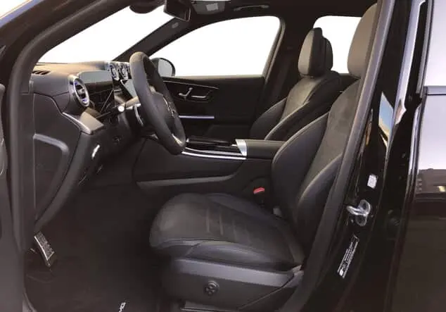 Angebotsdetails Mercedes-Benz GLC 300 4MATIC ++sofort verfügbar++ Metalliclack obsidianschwarz