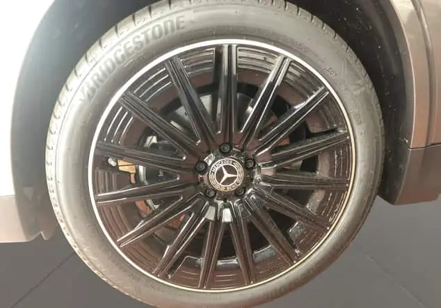 Angebotsdetails Mercedes-Benz GLA 200 ++sofort verfügbar++ Metalliclack mountaingrau