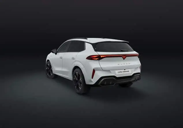 Angebotsdetails Cupra Terramar 1.5 e-HYBRID 150 kW (204 PS) 6-Gang-DSG Glacial WeiÃ Metallic