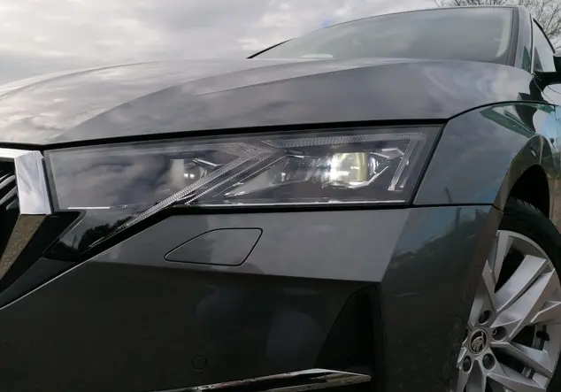 Angebotsdetails Skoda Octavia Graphite-Grau