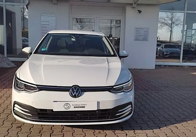 Angebotsdetails Volkswagen Golf 8 'ACTIVE' 1.5 TSI WeiÃ (Pure White)