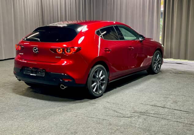 Angebotsdetails Mazda 3 3 150PS EXCLUSIVE*DRIVER+DESIGN* rot