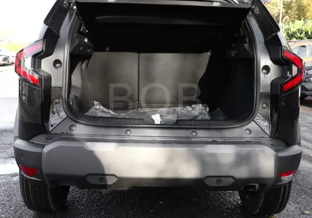 Angebotsdetails Dacia Duster Extreme HYBRID 140 KLIMA BT Perlmutt-Schwarz (Schwarz)