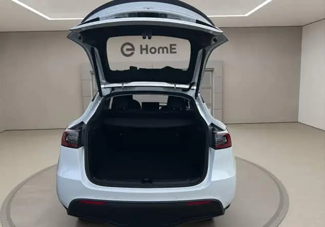 Angebotsdetails Tesla Model Y Performance weiß