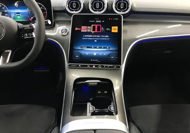 Angebotsdetails Mercedes-Benz C Weiß MANUFAKTUR Lack MANUFAKTUR opalithweiß bright