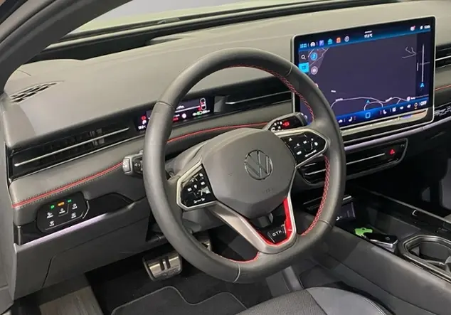Angebotsdetails Volkswagen ID.7 Tourer 4Motion GTX KLIMA NAVI ALU Schwarz (Grenadillschwarz Metallic)