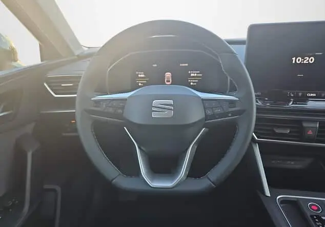 Angebotsdetails Seat Leon Sportstourer Leon Sportstourer Road Edition 2.0 TDI 110 kW (150PS) 7-Gang-DSG Fiord Blau