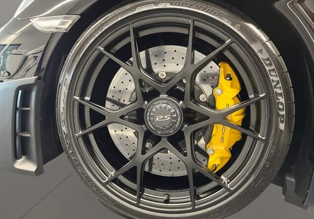 Angebotsdetails Porsche 718 Cayman GT4 RS Schwarz