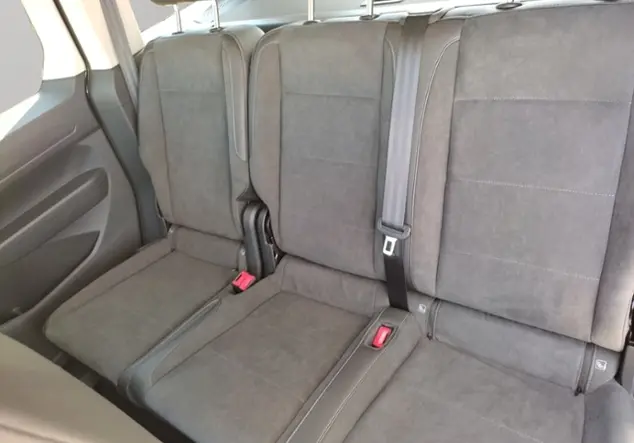 Angebotsdetails Volkswagen Caddy Style 2.0 TDI 90 kW Schwarz (Deep Black Perleffekt)