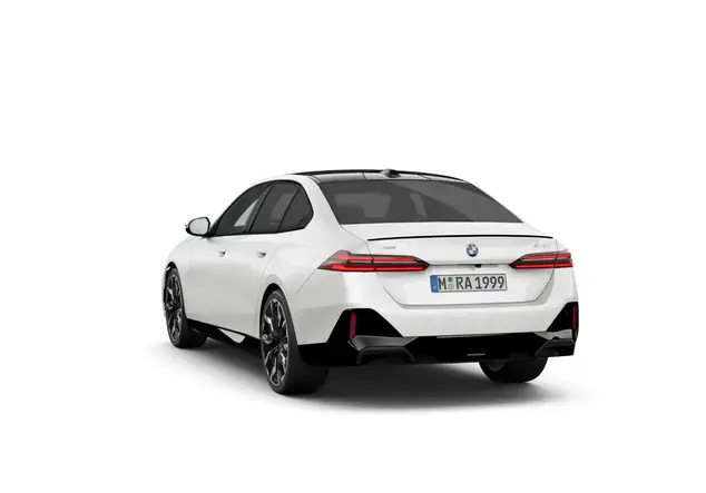 Angebotsdetails BMW 5er Limousine 540d xDrive A Mineralweiss metallic