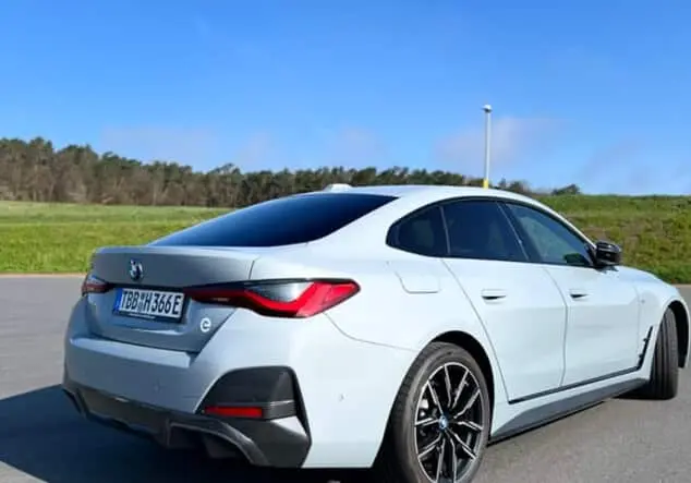 Angebotsdetails BMW i4 eDrive40 Gran Coupé M Brooklyn Grau metallic