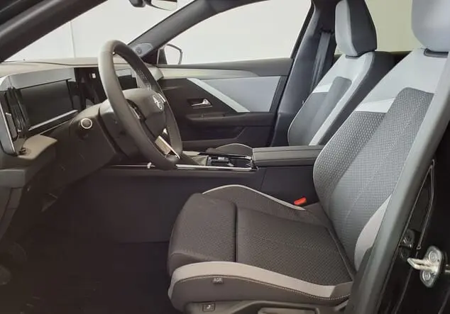 Angebotsdetails Opel Astra Opel Astra Edition 1.2 Turbo 96 kW (130 PS) 6-Gang Karbon Schwarz Metallic