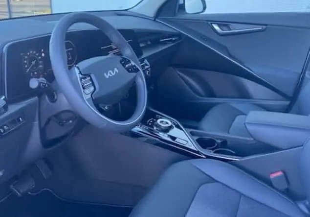 Angebotsdetails Kia Niro EV 64,8-kWh-Batterie Vision weiß