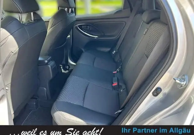 Angebotsdetails Mazda .2 HYBRID 1.5 VVT-i HOMURA PLUS HEADUP+CARPLAY+QI Stormy Silver