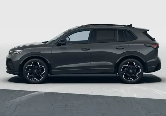 Angebotsdetails Volkswagen Tiguan Volskwagen Tiguan R-Line 1.5 TSI 110 kW (150 PS) 7-Gang-DSG Urano Grau