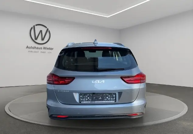 Angebotsdetails Kia Ceed Sportswagon Vision Silber ((CSS) LUNARSILBER MET.)