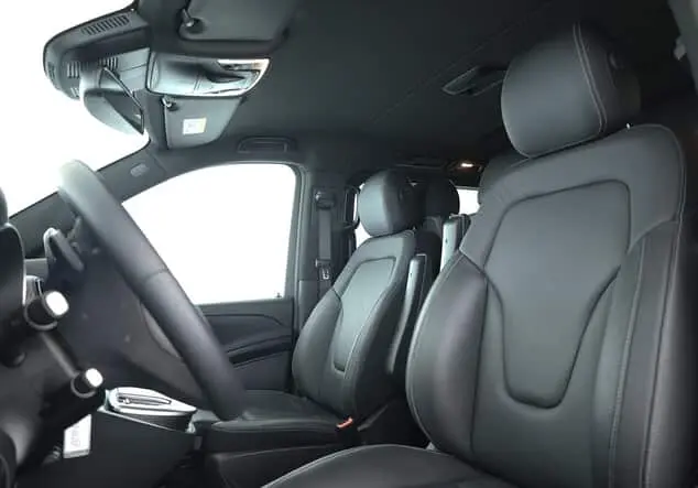 Angebotsdetails Mercedes-Benz V-Klasse 300 d 4MATIC lang 8-Sitze Line Obsidianschwarz Metallic