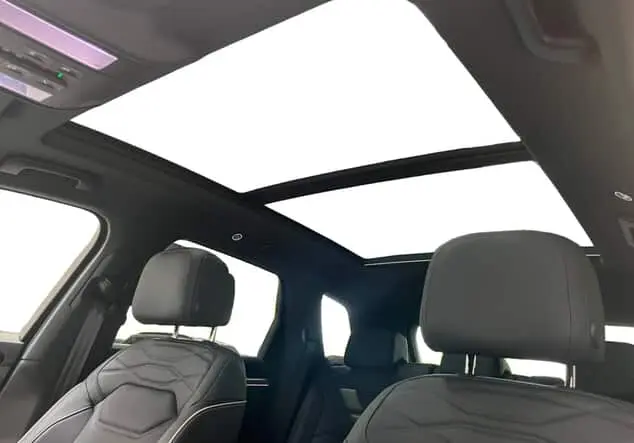 Angebotsdetails Volkswagen Touareg 3.0 V6 TDI R-Line 4Motion ++sofort verfügbar++ Mehrere Farben erhältlich