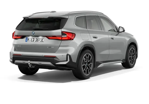 Angebotsdetails BMW iX1 xDrive30 Spacesilber Metallic