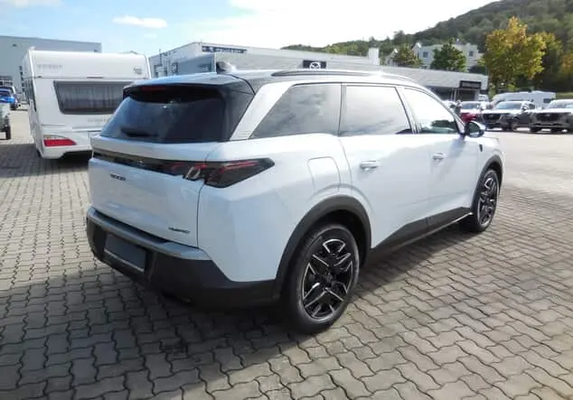 Angebotsdetails Peugeot 5008 Hybrid 145 e-DSC6 GT*360° Kamera* Okenitweiß