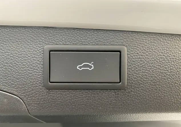 Angebotsdetails Volkswagen Passat Variant B9 2.0 TDI Elegance KLIMA WeiÃ (Pure White)