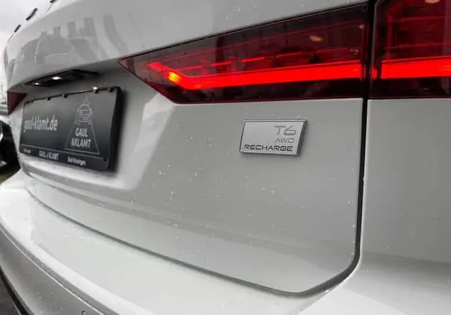 Angebotsdetails Volvo V60 R-Design Expression #Plug-In Hybrid Ice White