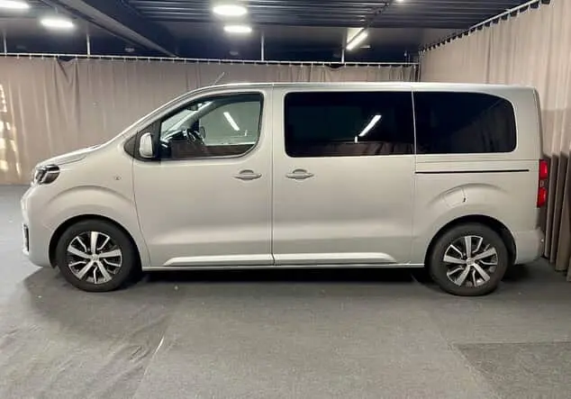 Angebotsdetails Toyota Proace L1 Family Comfort grau