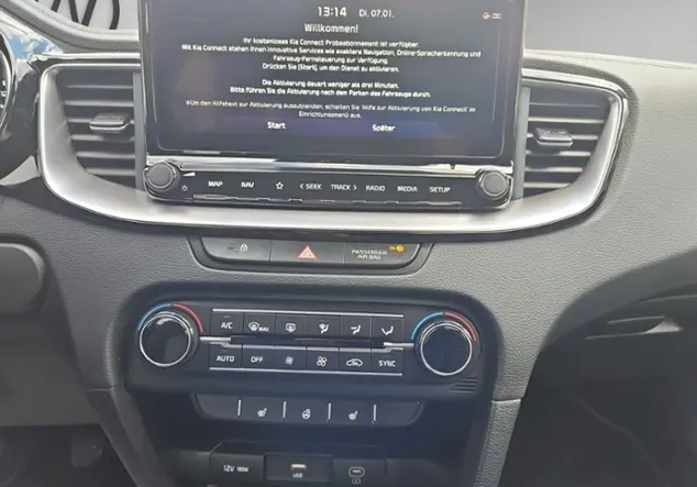 Angebotsdetails Kia Ceed Sportswagon Vision Grau ((H8G) DARK PENTA METAL M)
