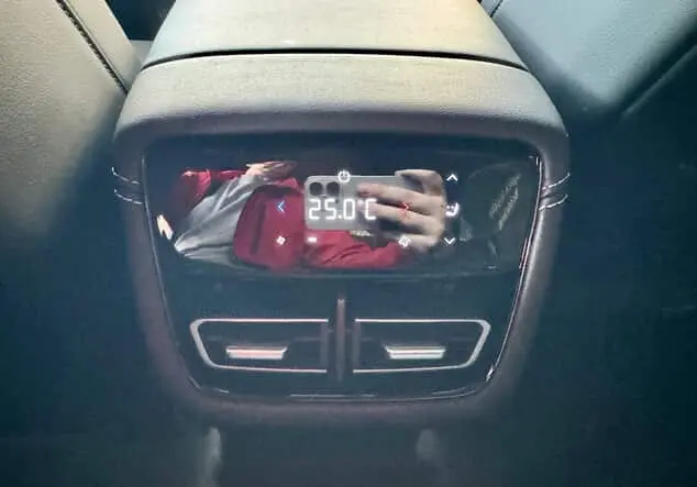 Angebotsdetails Mazda 6E 6e 258PS TAKUMI*LEDER-S*PANO MELTING COPPER M