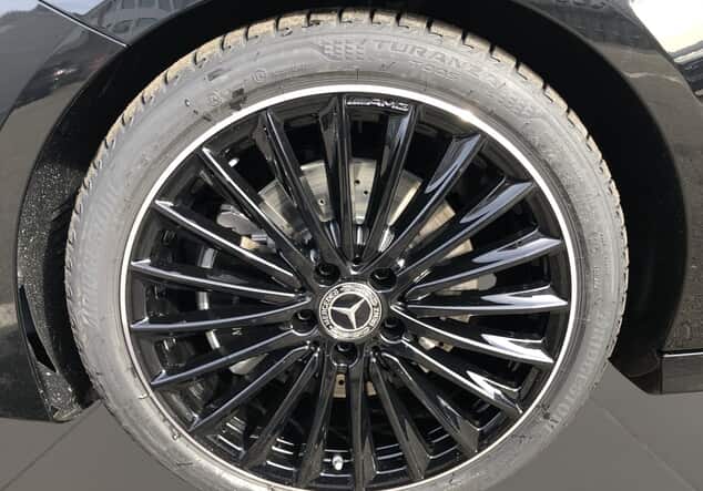 Angebotsdetails Mercedes-Benz CLA 220 4MATIC Coupe Schwarz-lack kosmosschwarz