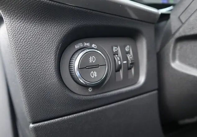 Angebotsdetails Opel Mokka-e e Elegance, Navi, Winter-Paket, Open&Start Kontrast Grau