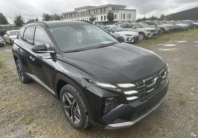 Angebotsdetails Hyundai TUCSON Hyundai Tucson GO! Plus 1.6 T-GDi HEV 6-Gang Automatikgetriebe 4WD Abyss Black