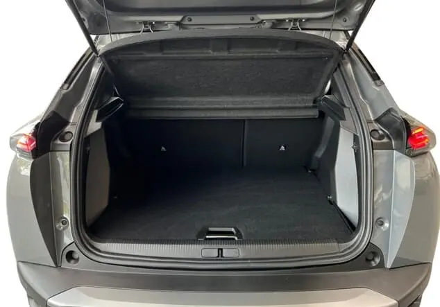 Angebotsdetails Peugeot 2008 1.2 PureTech 130 GT ++sofort verfügbar++ Grau/typ aussenverkleidung-lackierung