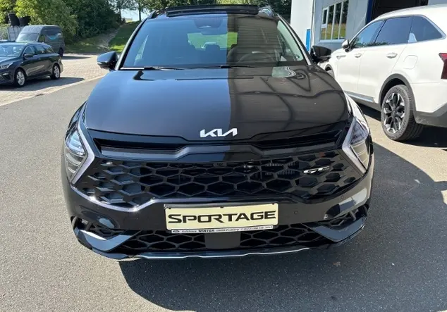 Angebotsdetails Kia Sportage 1.6 CRDi DCT GT-line SO GD - D Schwarz (Zilana schwarz Metallic)