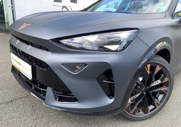 Angebotsdetails Cupra Formentor VZ 2.0 TSI 245 kW (333 PS) 7-Gang 4Drive Schwarz, Grau und Weiß