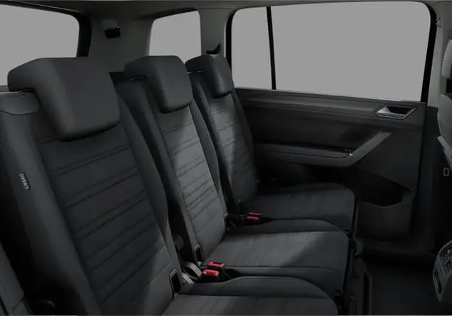 Angebotsdetails Volkswagen Touran Volkswagen Touran Highline R-Line 2.0 TDI 110 kW (150 PS) 7-Gang-DSG Grenadillschwarz Metallic