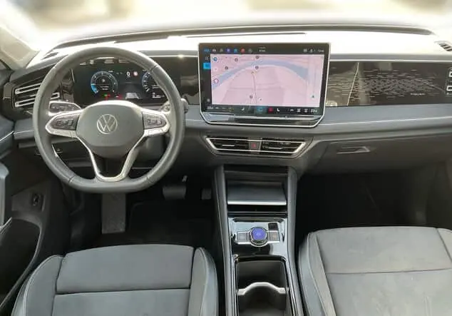 Angebotsdetails Volkswagen Tiguan Tiguan ELEGENCE 4M 2.0TDI 193PS.DSG.MATRIX.NAVI.PANO.AHK.HUD.PDC Oryxweiß Perlmutteffekt