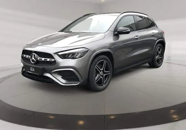 Angebotsdetails Mercedes-Benz GLA 180 AMG-Line ++sofort verfügbar++ Grau-lack mountaingrau