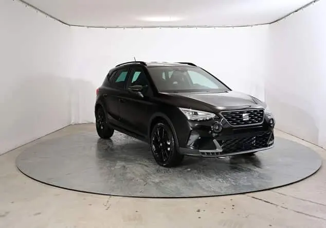 Angebotsdetails Seat Arona Seat Arona FR Black Edition 1.5 TSI 110 kW (150 PS) 7-Gang-DSG Midnight Schwarz Metallic