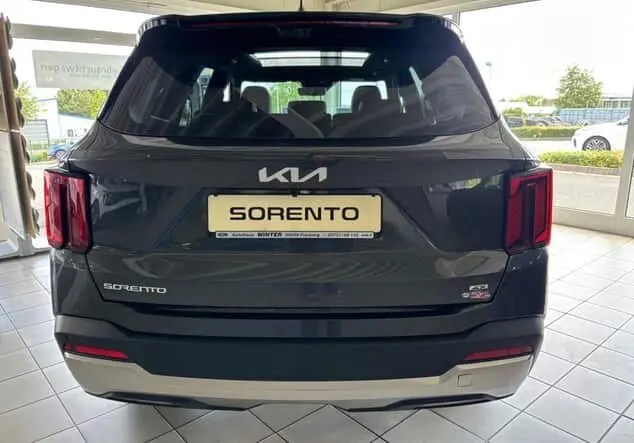 Angebotsdetails Kia Sorento Platinum 4WD 7Sitzer GD Premium Grau ((AGT) INTERSTELLAR GREY M)
