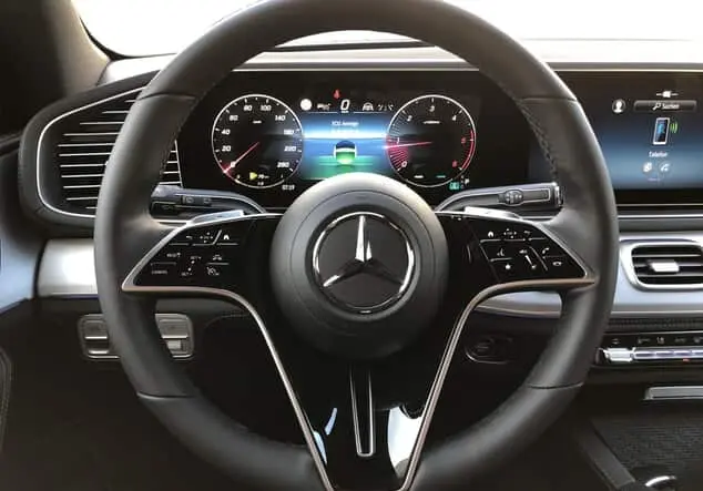 Angebotsdetails Mercedes-Benz GLE 450 d 4MATIC ++sofort verfügbar++ Silberlack hightechsilber