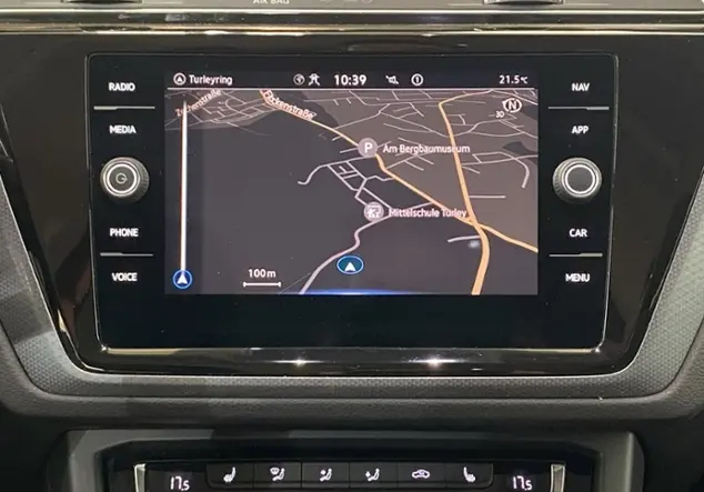 Angebotsdetails Volkswagen Touran 2.0 TDI Active / Grau (Delfingrau Metallic)