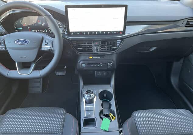 Angebotsdetails Ford Focus Turnier 1.5 EcoBlue ST-Line*Automatik* Magnetic-Grau (Metallic)
