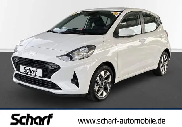 Angebotsdetails Hyundai i10 Trend (MY25) Komfortpaket Rückfahrkamera Atlas White