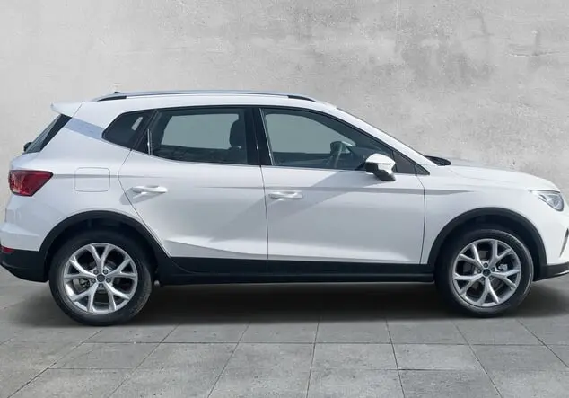 Angebotsdetails Seat Arona FR 1.0 TSI 85 kW (116 PS) 6-Gang Schwarz