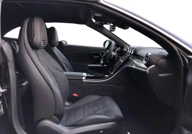 Angebotsdetails Mercedes-Benz CLE 200 4MATIC Cabriolet ++ sofort verfügbar++ Metalliclack obsidianschwarz