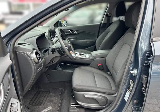 Angebotsdetails Hyundai KONA ELEKTRO FACELIFT 64kWh 484km-Reichweite TREND NAV-P teal blue