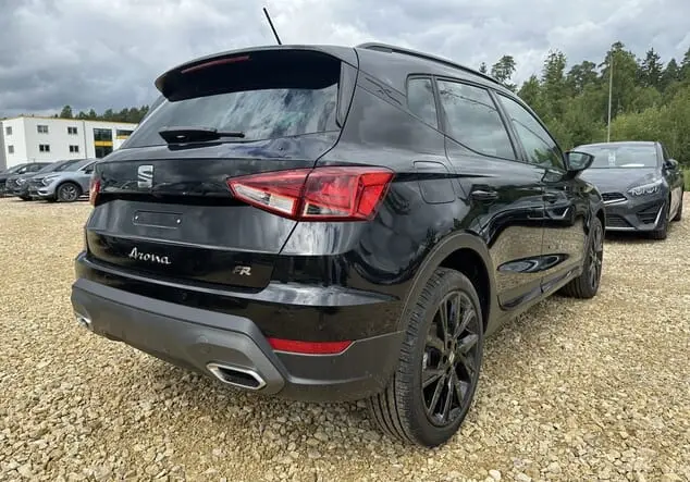 Angebotsdetails Seat Arona Seat Arona FR Black Edition 1.5 TSI 110 kW (150 PS) 7-Gang-DSG Midnight Schwarz Metallic