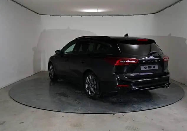 Angebotsdetails Ford Focus Turnier ST-Line X Ford 1.0 EcoBoost Hybrid 114 kW (155 PS) 7-Gang-Automatik Agate Black Metallic/Schwarz